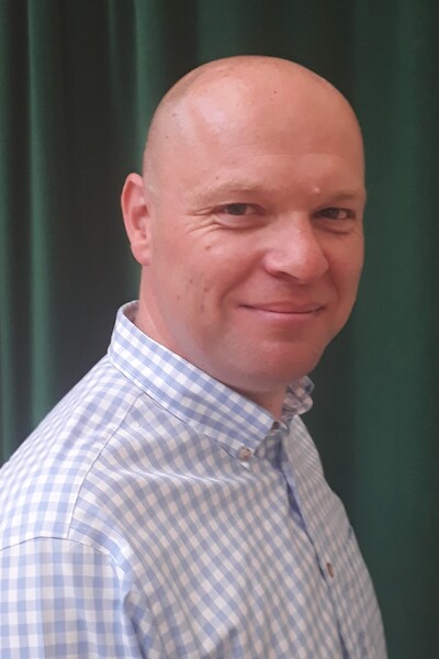 Cllr Damian Reynolds