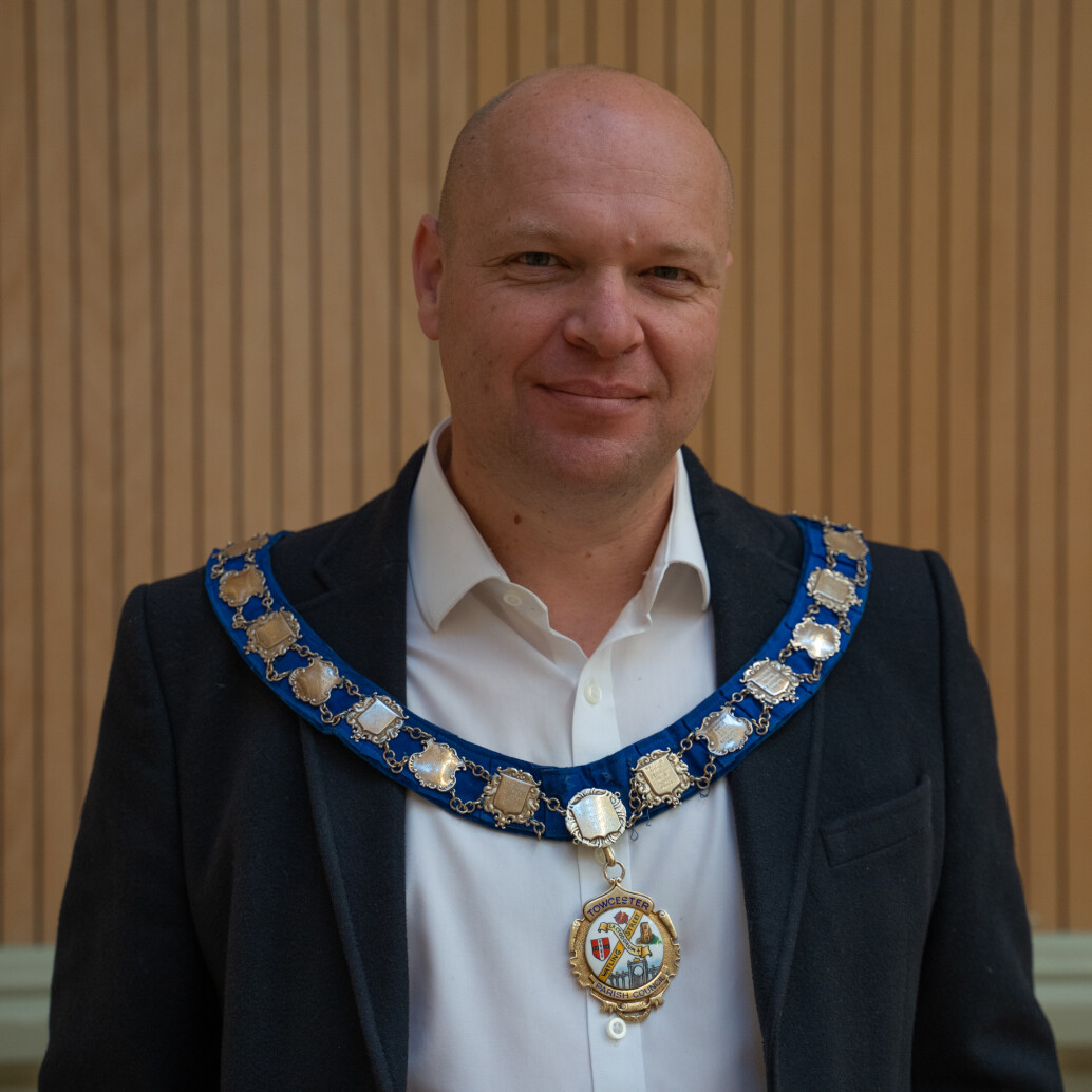 Towcester Town Mayor 2024-25 Cllr Damian Reynolds